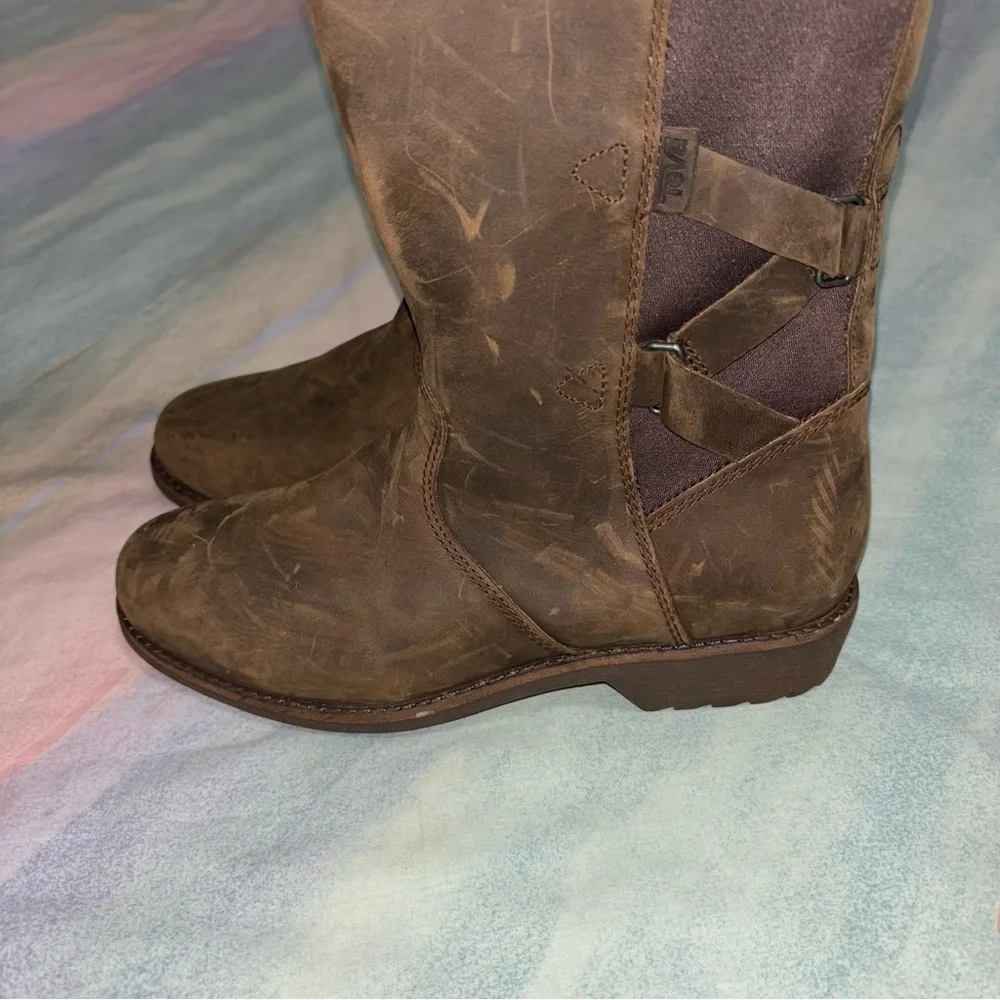 NEW Teva Ellery tall waterproof boots size 7